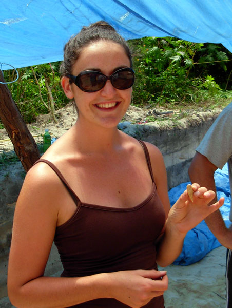 click on this photo to see an enlargementof the pendant